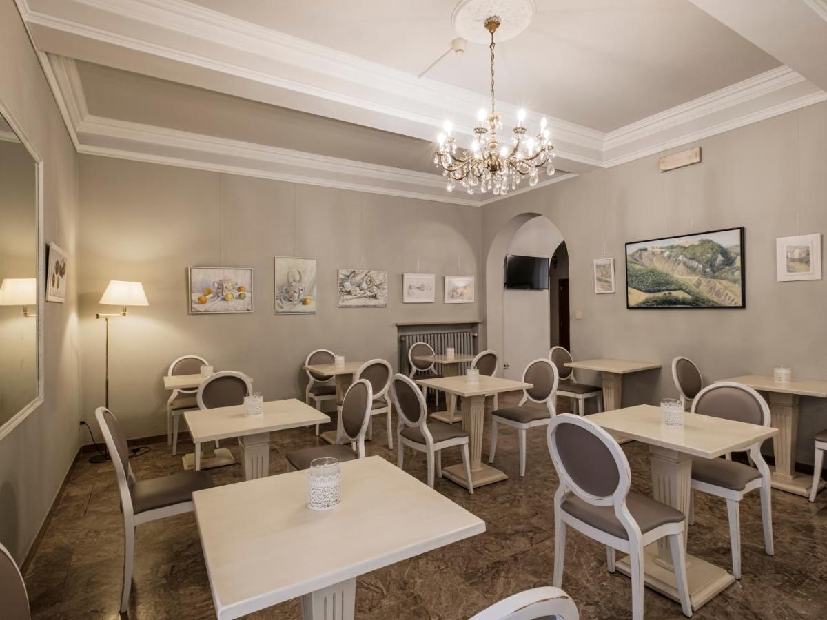 Hotel Accademia Bologna Esterno foto