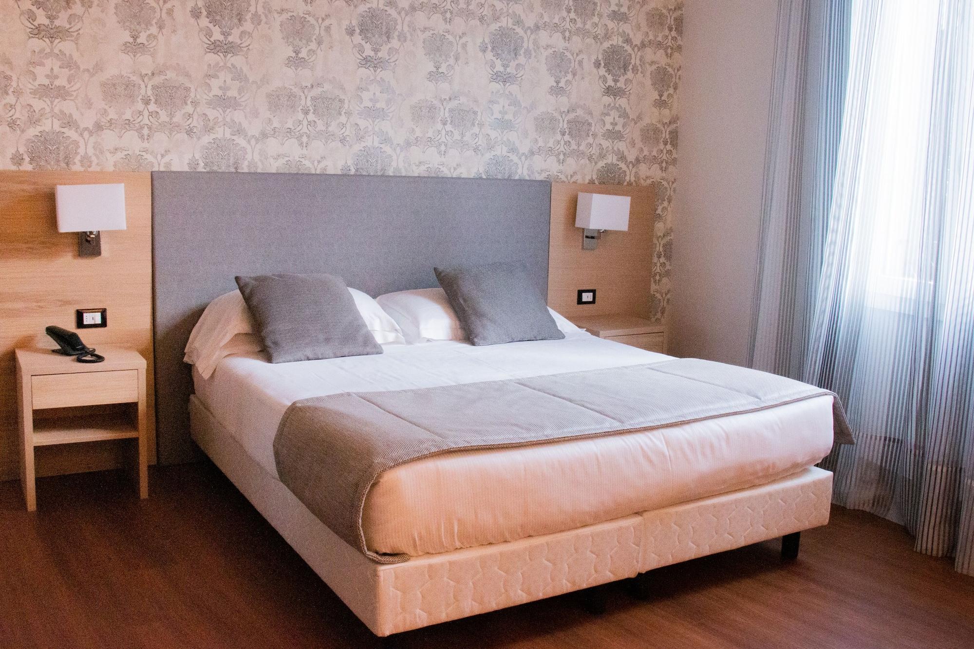 Hotel Accademia Bologna Esterno foto