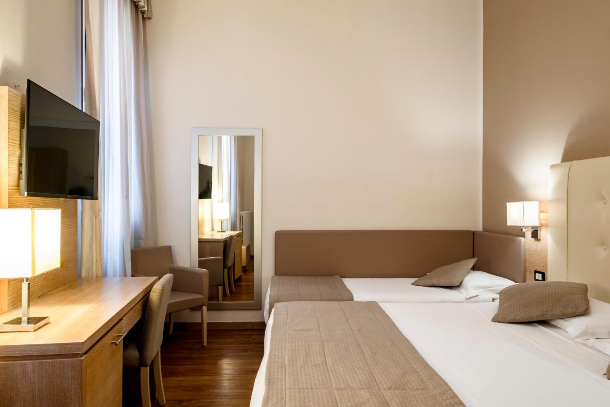 Hotel Accademia Bologna Esterno foto