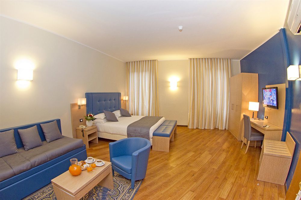 Hotel Accademia Bologna Esterno foto